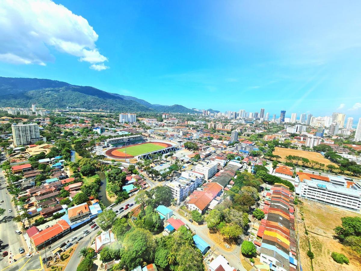 Beacon Executive Premium Suite George Town Exterior foto